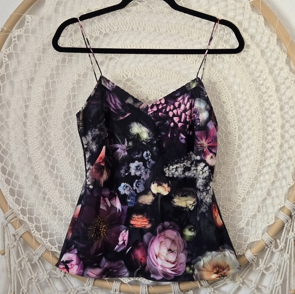 Ted Baker Cynaria Satin Floral Spaghetti Strap Cami Scallop Edge Top Size Small - Picture 3 of 11